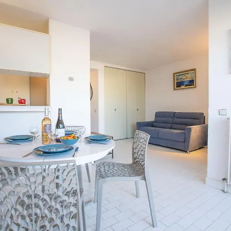 Apartamento Le Serpent De Mer-7 By Interhome